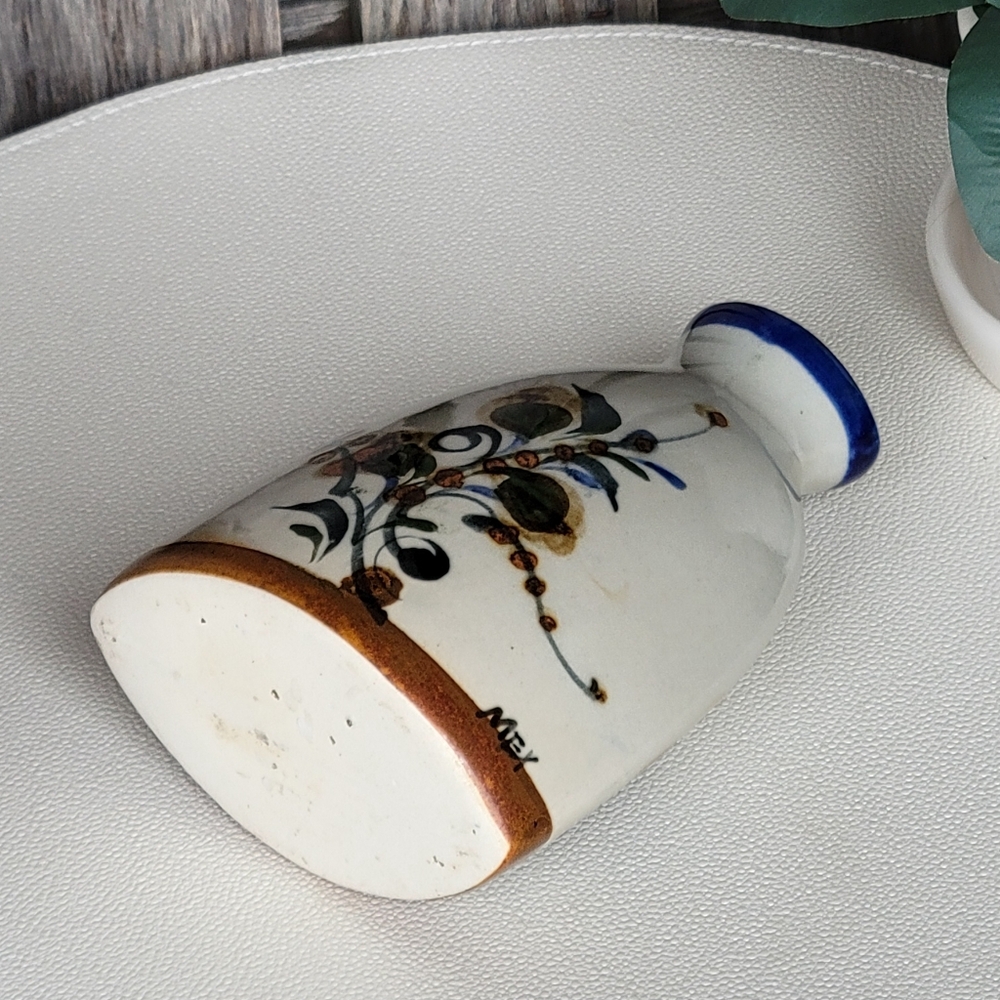 Ken Edwards Tonala Hand-Painted Ceramic Vase Ornate Fish Design - Picture 9 of 9